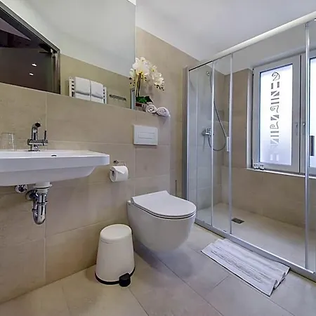 Hotel Dangė 3*